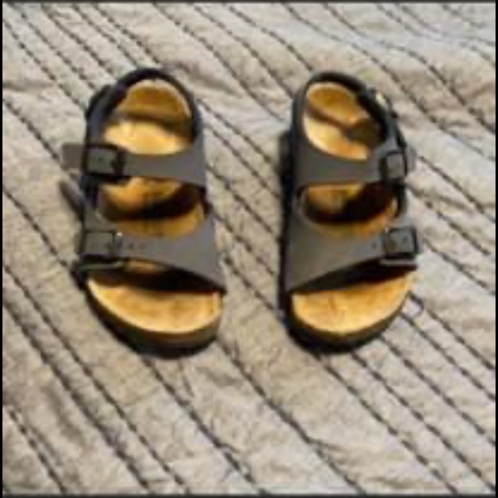 Toddler navy blue size 9 Birkenstock